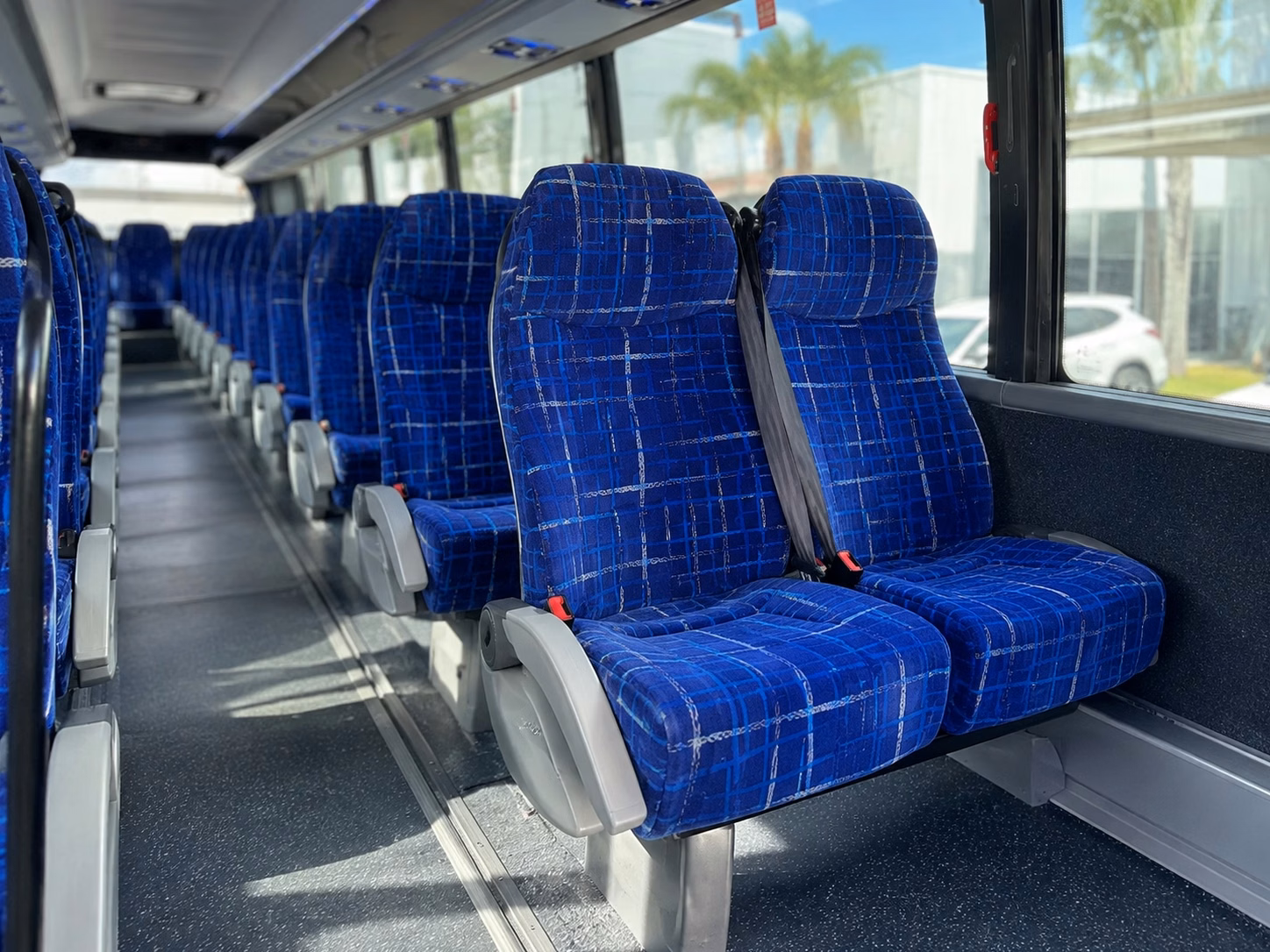 charter bus transportation to ut longhorns games in austin