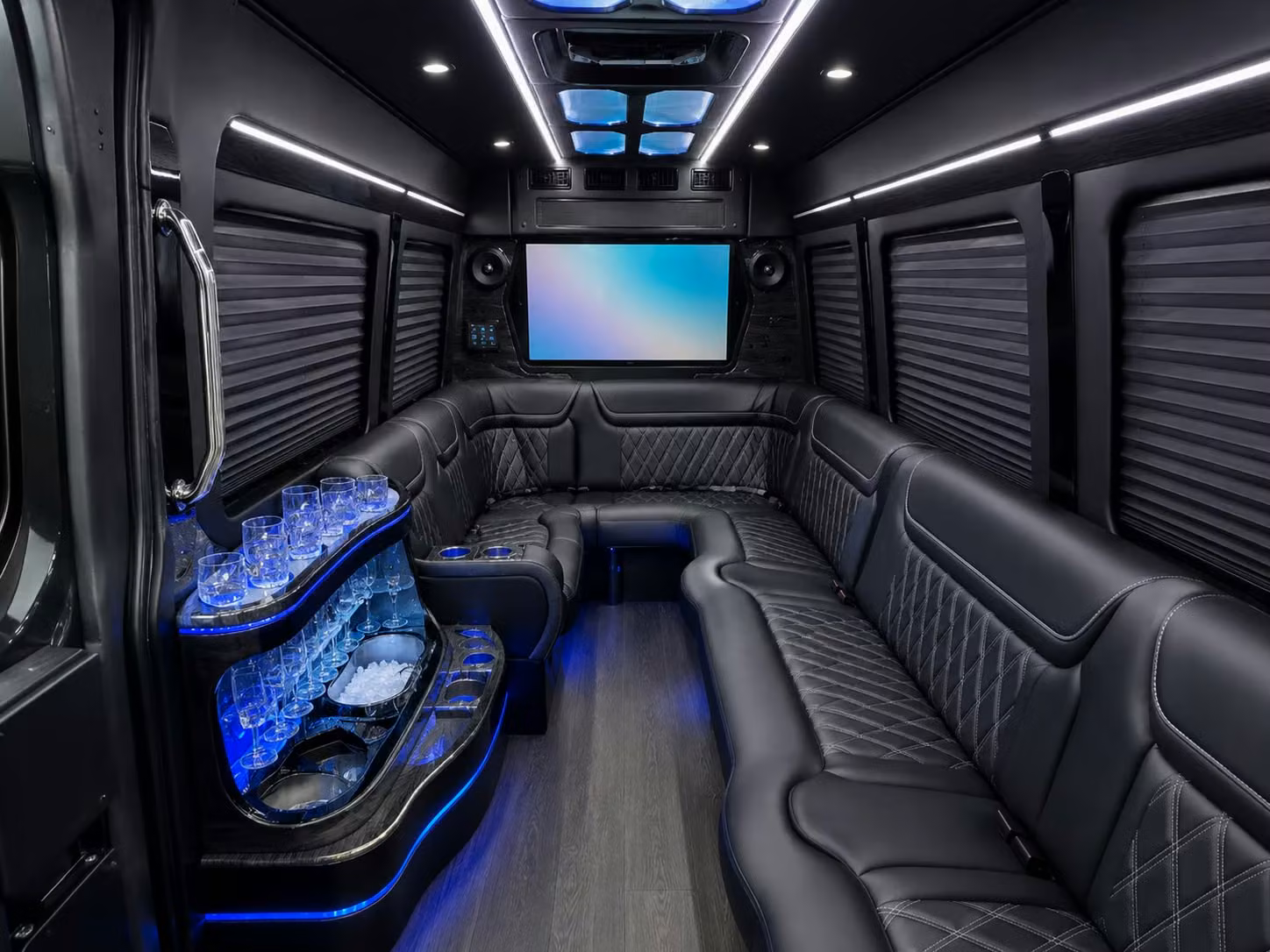 corporate retreat and off site team transportation in round rock