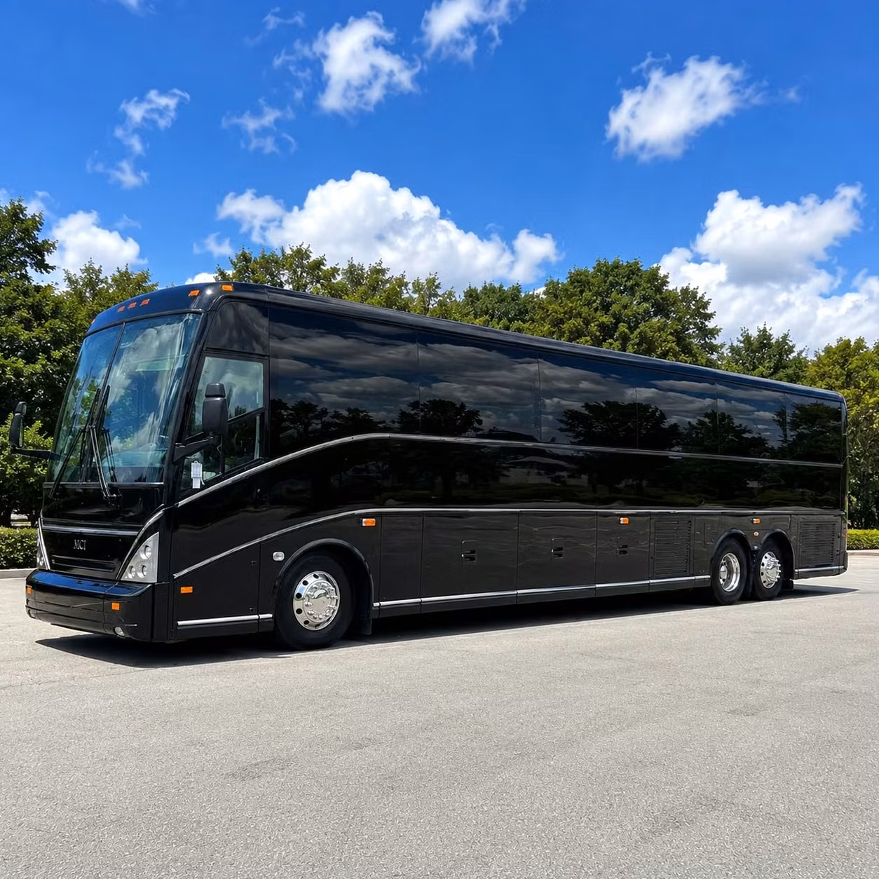 round rock employee shuttle services for daily commutes and campus transfers